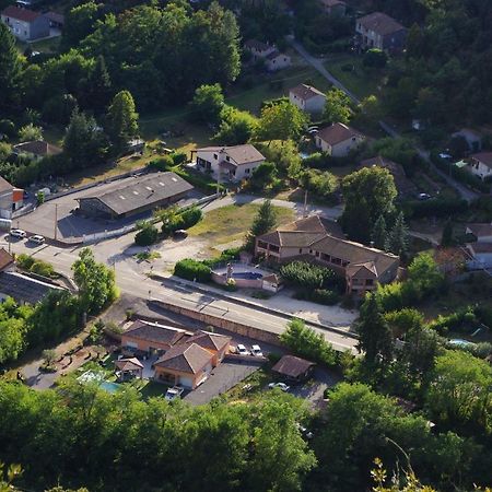 Residence Le Grand Virage Pont-de-Labeaume Buitenkant foto